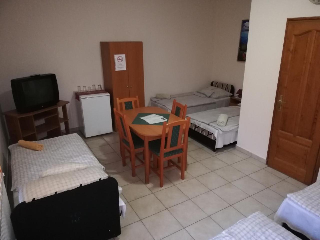 Rákóczi panzió Debreczyn Zewnętrze zdjęcie